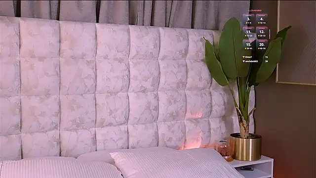 Tiana_saenz live sex cam