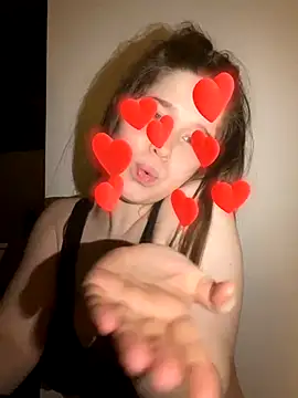 HornyGirlH live sex cam