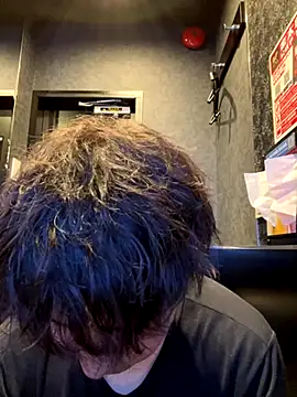 yuuki8910 live sex cam