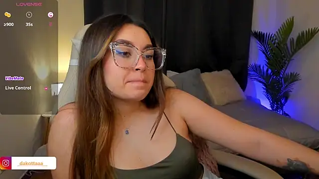 dakottaa_ live sex cam
