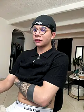 MarcoKostov live sex cam