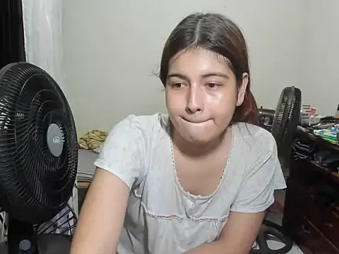 Mirage_Sertori live sex cam