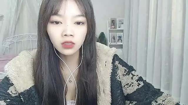 Romy-sweet's cam snapshot