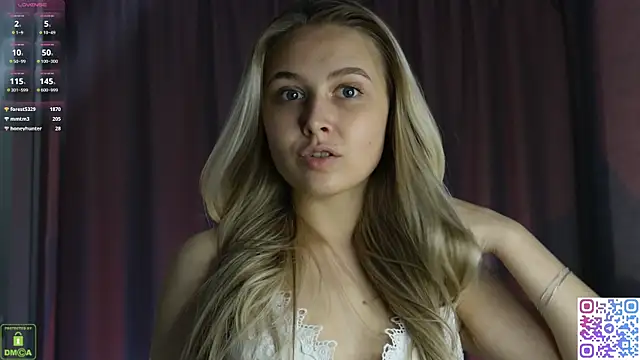 Hochu_Labubu live sex cam