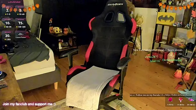 Lisaonthemoon live sex cam