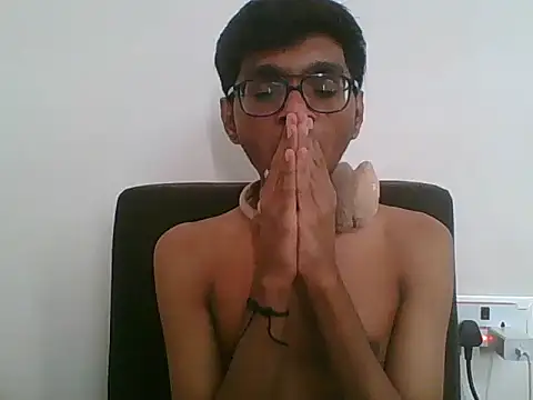 akshr1099's cam snapshot