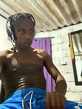 Larry-n-clouds's cam snapshot