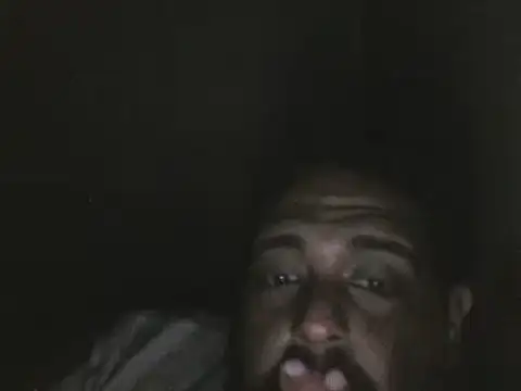 elpoop7305's cam snapshot