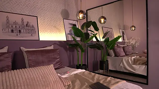 ElleDiane live sex cam