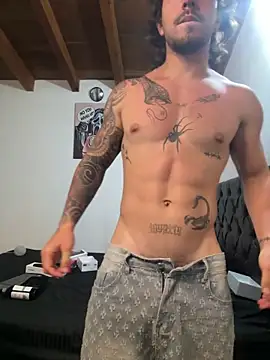 Valentino_Xander live sex cam