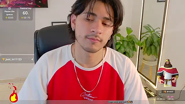 Elian_savoy live sex cam