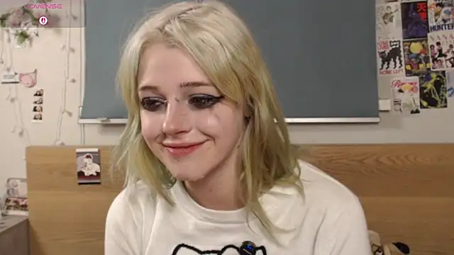 triplebakaaa live sex cam