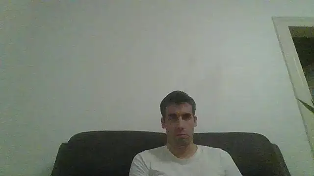 JulioIsHere4you live sex cam