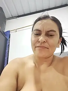 Horny-Mommy-Dirty's cam snapshot