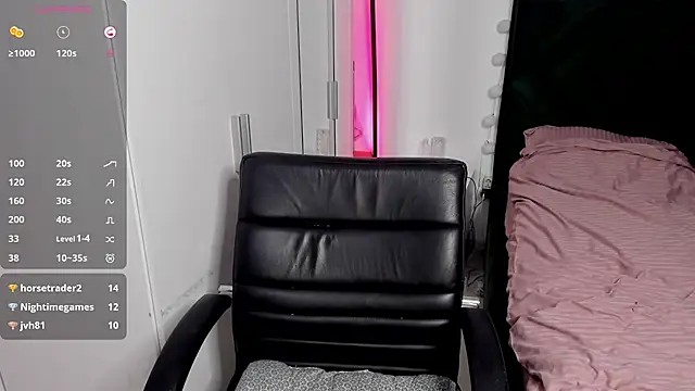 LovelyAria_'s cam snapshot