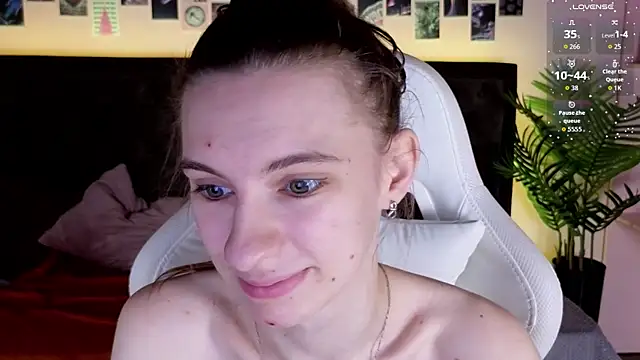 kaleriyaa_'s cam snapshot