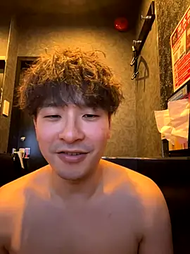 yuuki8910 live sex cam