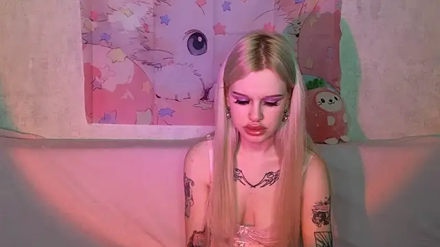 HoneyGold_'s cam snapshot