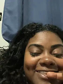 LunaSthena live sex cam