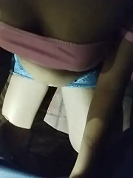 celesteyorucso1's cam snapshot