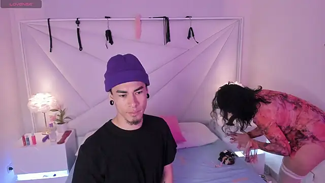 conjuring_'s cam snapshot