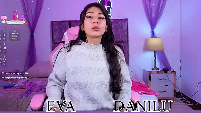 danilu_and_eva21's cam snapshot