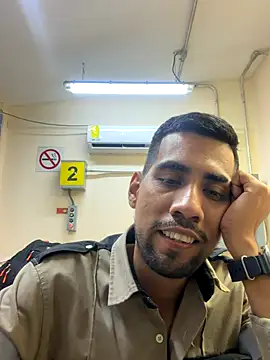 EnriquePersian197 live sex cam