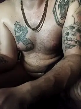 Ozomitro live sex cam