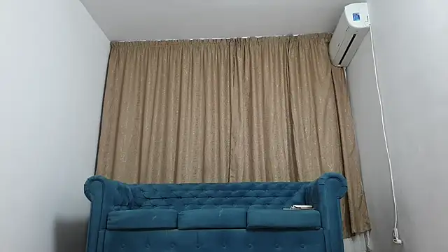 BLOND_GOD live sex cam