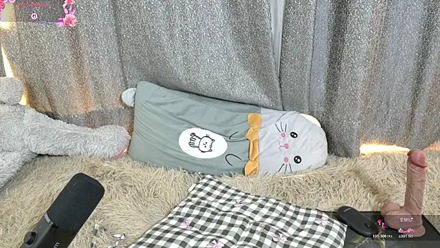 petite_paola live sex cam