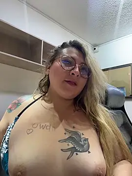 Kharla_Marin's cam snapshot