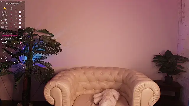 Moana_light live sex cam