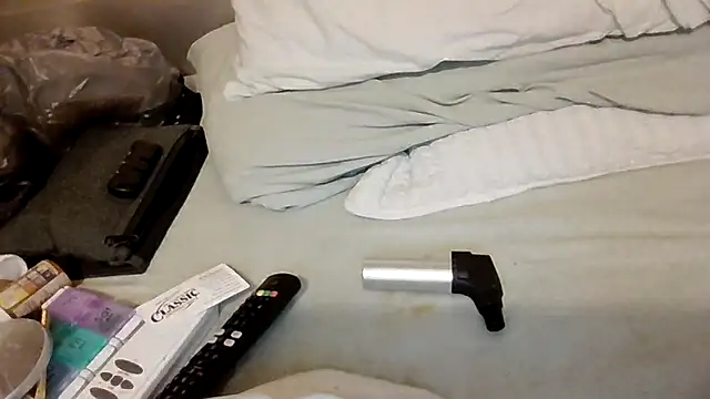 MarineSpun69's cam snapshot