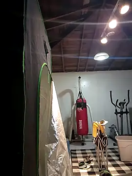 valhallacouple420's cam snapshot