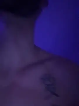 Hugo34bg live sex cam