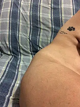 Catmila94 live sex cam