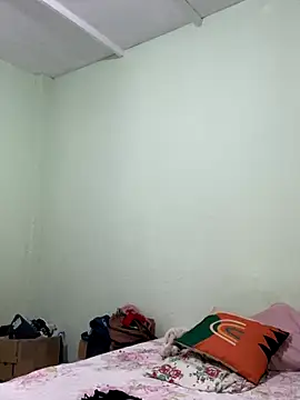 loirinhaaa live sex cam