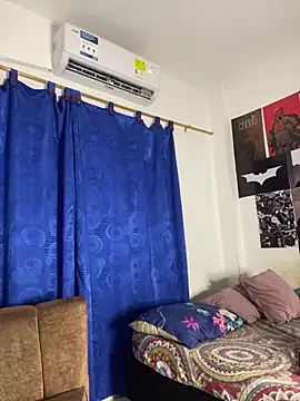 Kriss_Edwards's cam snapshot