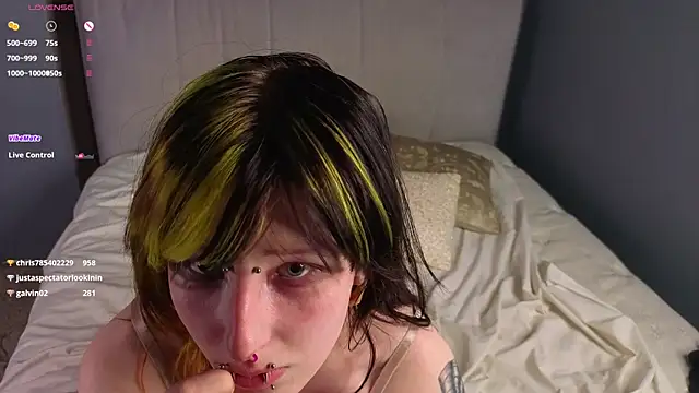 KandraCruser's cam snapshot