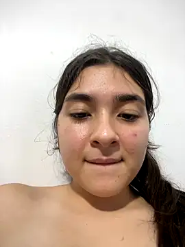 Valentina_ro live sex cam