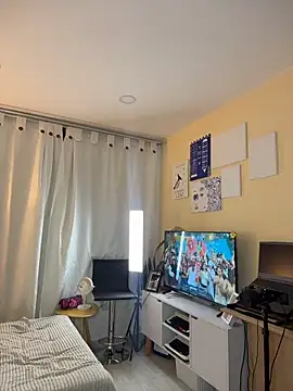 SaraParisi's cam snapshot