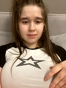 HornyGirlH's cam snapshot