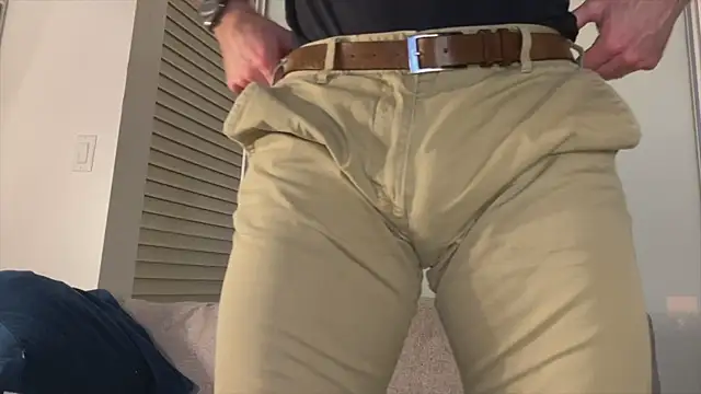 TheDonnyBasilisk live sex cam