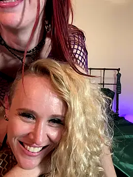 SusieandLacey live sex cam