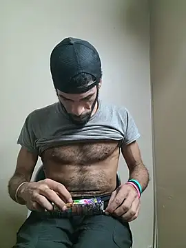 GuyInNY live sex cam