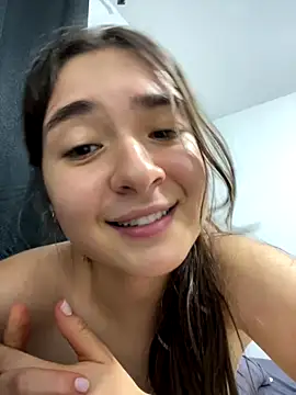 Valentina_ro live sex cam