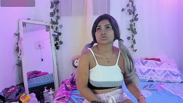 catalina_and_roger's cam snapshot