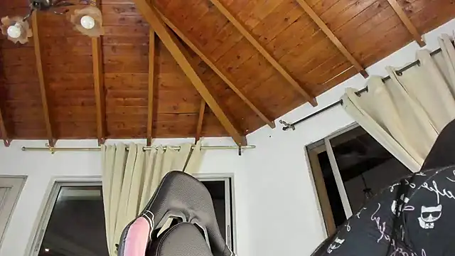 IsaFontanna live sex cam