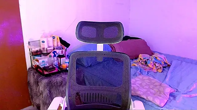 SweetLilly_18 live sex cam