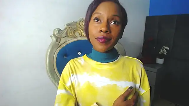 Aliis_Love's cam snapshot